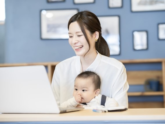 【お知らせ】厚生労働省の「働く女性の健康づくり 企業における取り組み事例」にご紹介いただきました